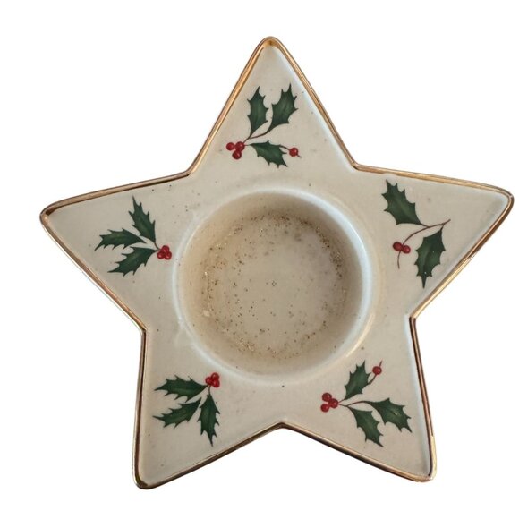 Lenox Star-Shaped Ceramic Tealight Candle Holder With Holly & Berries Design - Picture 2 of 3